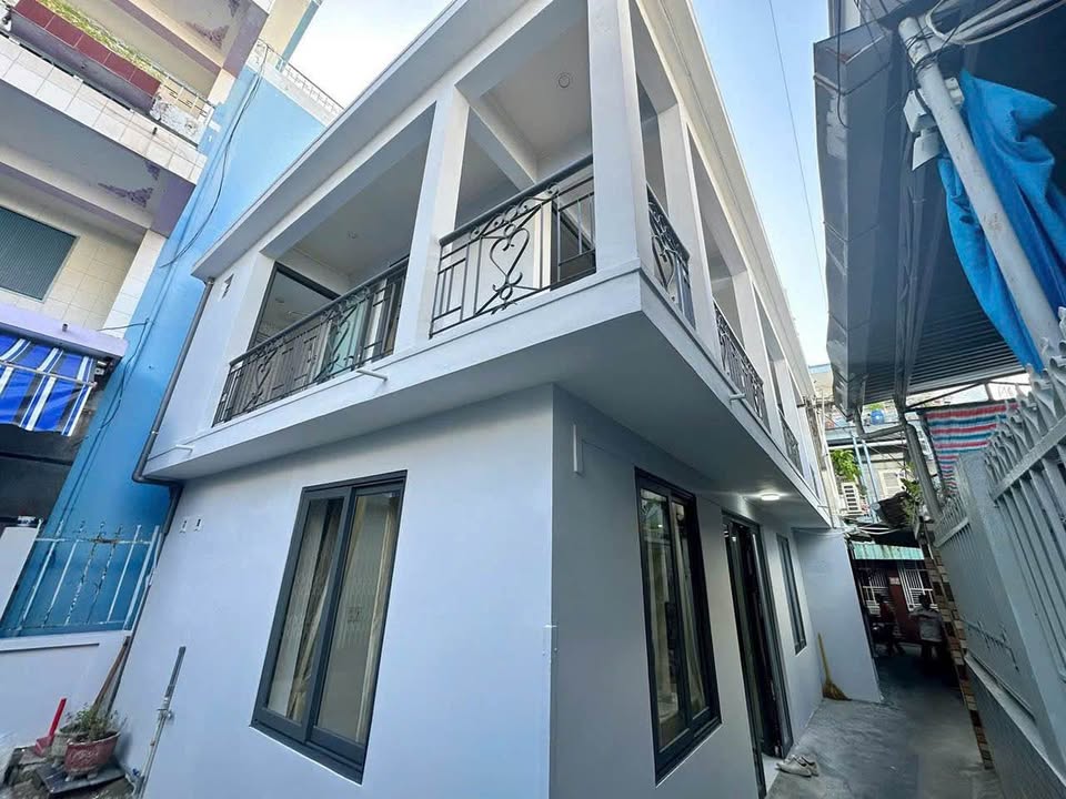 Nhà 2 Tầng Trung Tâm Nha Trang, Gần Biển, 3.25 Tỷ