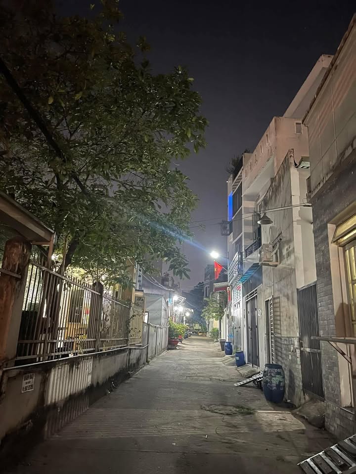 Đất Tăng Nhơn Phú A Thủ Đức 57m² - Sổ Đỏ Vuông Vức, Giá 4.8 Tỷ