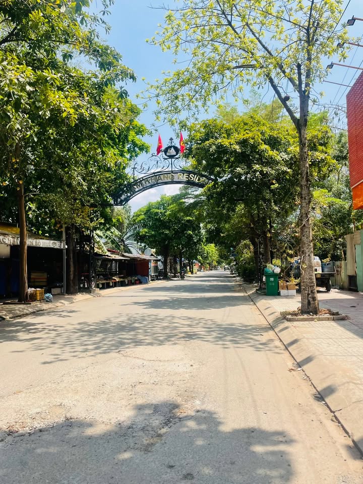 Bán Đất Nền KDC Nam Khang, Quận 9 - 55m², Sổ Đỏ, Giá 3.7 Tỷ