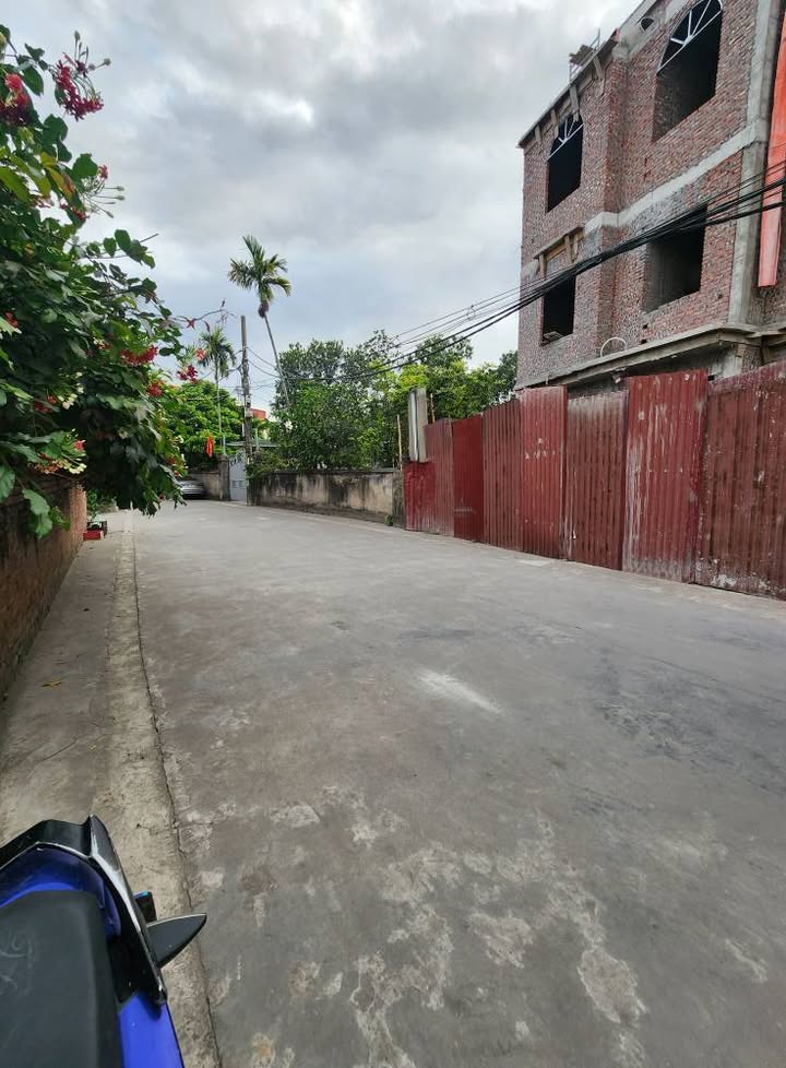 Nhà Phố 4 Tầng Đường Hồ Đá, HP - 4 Tỷ, Oto Vào Nhà