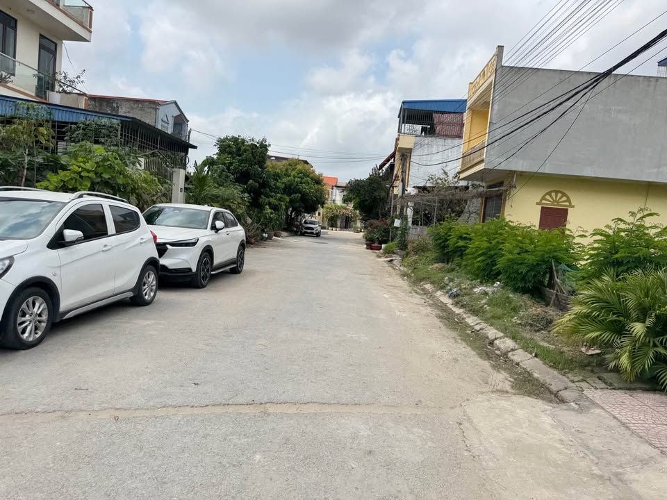 Bán Đất Nền An Dương, Hải Phòng 100m² - Sổ Đỏ Vuông Vắn, Đường 10m Ô Tô