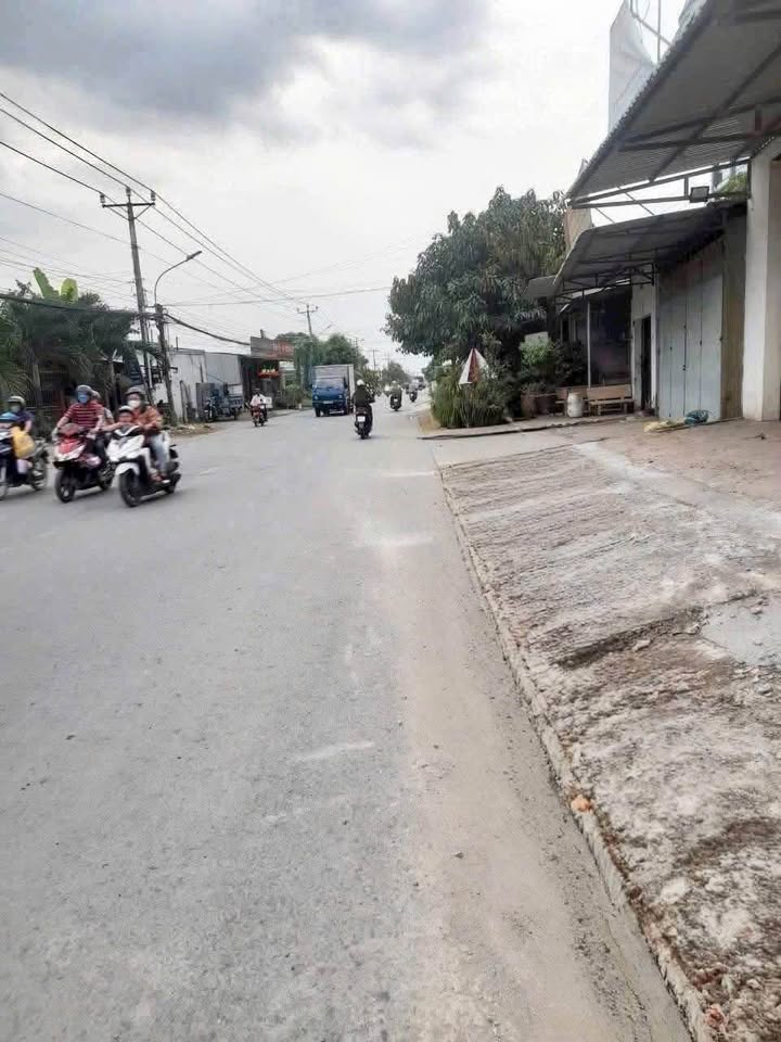 Nhà Mặt Tiền Nguyễn Thông, Tân An, Long An - 360m² Kinh Doanh Đắc Lộc