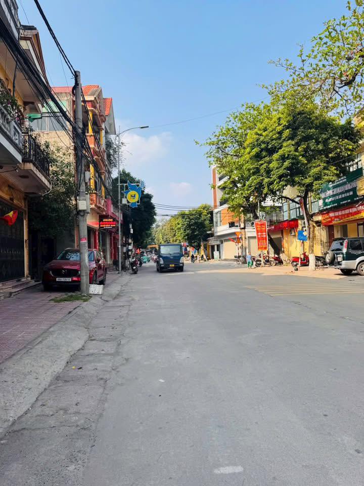 Nhà Mặt Tiền Nguyễn Trãi, Phúc Yên - 111.8m² Kinh Doanh Sầm Uất