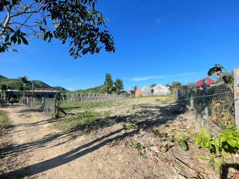 Đất Vườn Phú Yên 445.5m² - Nở Hậu 18.55m - Sẵn Sổ Hồng