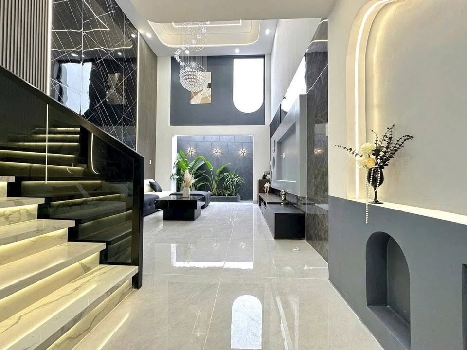 Nhà 5 Tầng Mới Xây 61m² Đường Lê Đình Cẩn, Bình Tân - Sẵn Sàng Vào Ở Ngay!