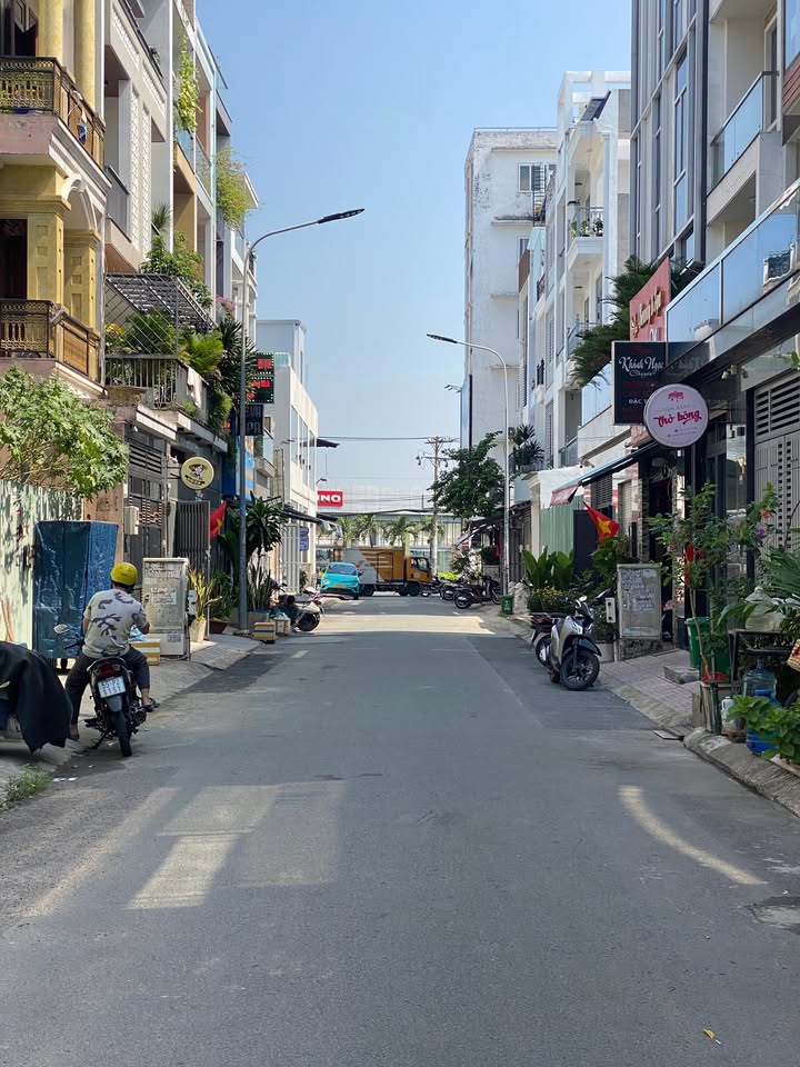 Nhà Mặt Tiền 8m Tân Kỳ Tân Quý, Tân Phú - 60m² - Sổ Hồng Riêng