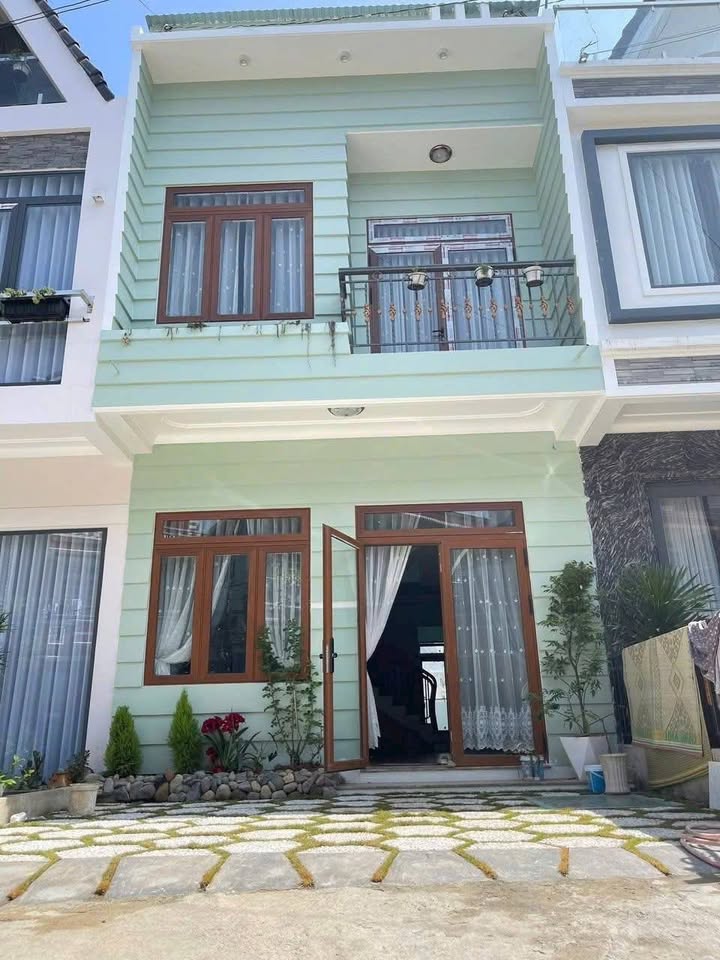 Nhà Nguyên Căn 3PN Đà Lạt - Gần Ngã 5 Đại học, Giá 17 Triệu/Tháng