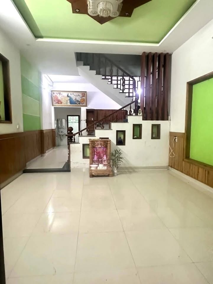 Cho thuê nhà 2 tầng 80m² kiệt ô tô Phạm Như Xương, Đà Nẵng