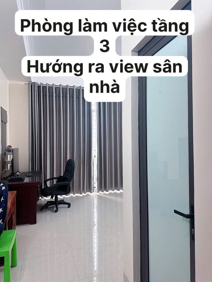Nhà 200m² KĐT Đông Sơn, Thanh Hóa - Hướng Đông Nam, 2 Ô Tô