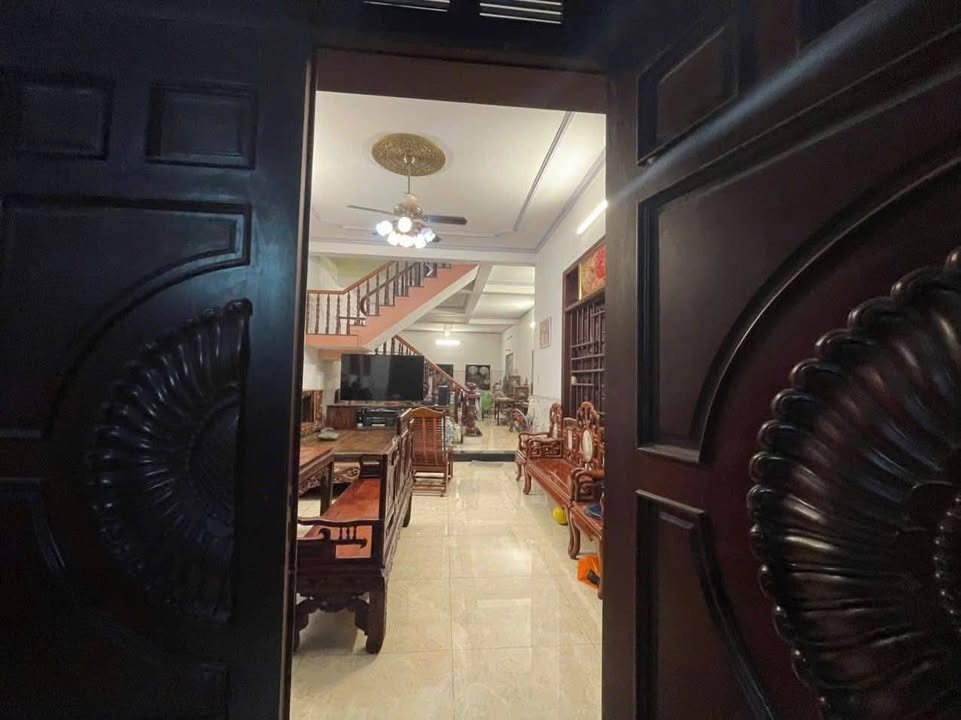 Nhà Mặt Tiền Đồng Khởi, Biên Hòa - 147m² Kinh Doanh Đắc Lợi