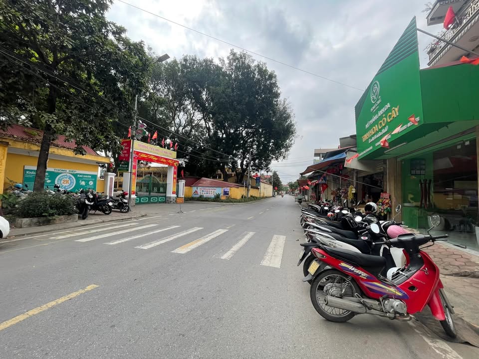 Nhà 3 Tầng Nguyên Khê 60m² - Ô Tô Vào Nhà, Gần Trục Kinh Doanh