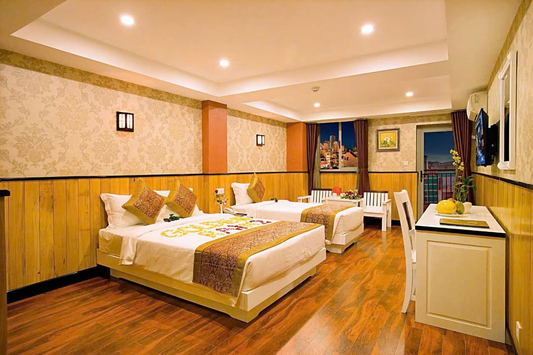 Bán Khách Sạn 18 Tầng Mặt Tiền Hẻm Trần Quang Khải Nha Trang - 140 Tỷ