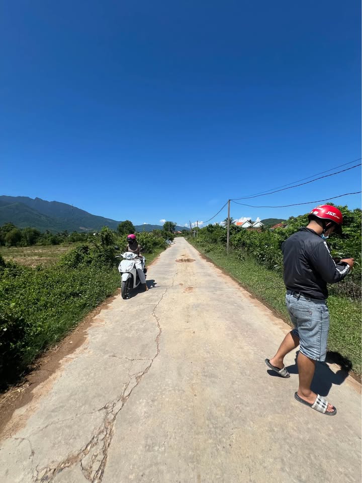 Bán Đất Vườn 942m² Mặt Tiền Gò Sắn, Ninh Hòa - Sổ Đỏ, Giá 1.7 Tỷ