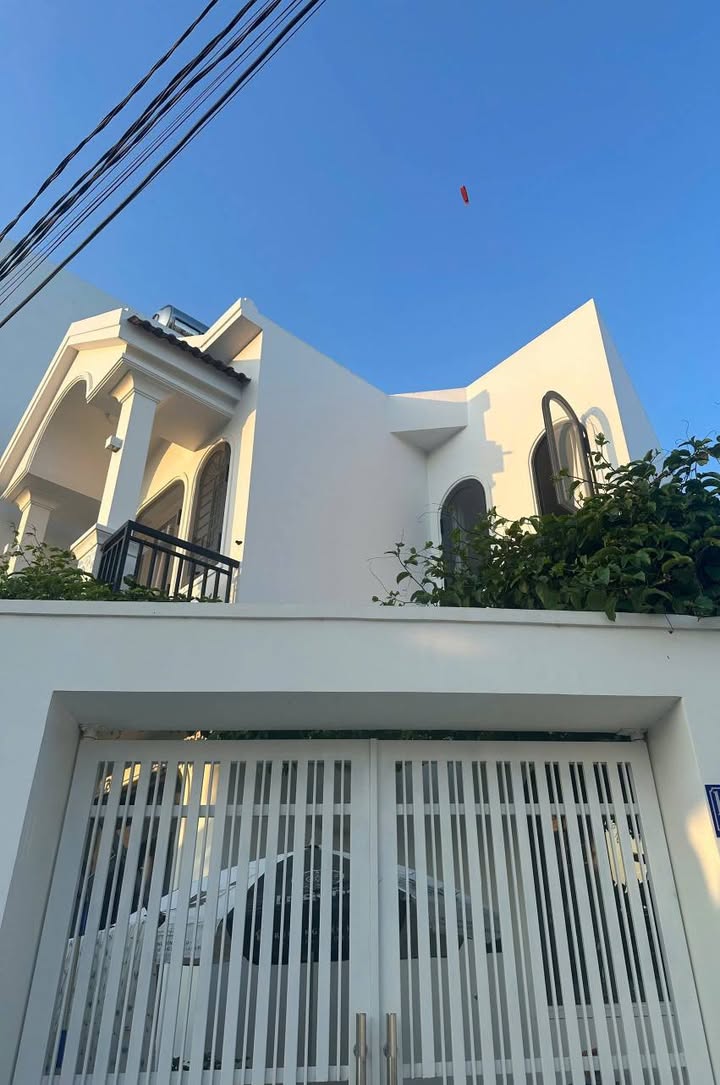 Nhà Biệt Thự Góc 2 Mặt Tiền 77.9m² - Vĩnh Phước, Nha Trang - 3.95 Tỷ