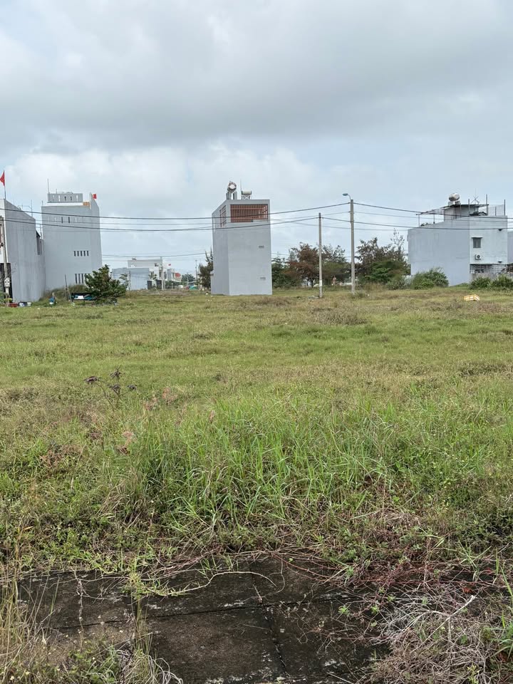 Đất Biển Trần Kiệt, Tuy Hòa 100m² - Sổ Đỏ Sẵn Sàng, Giá Đầu Tư