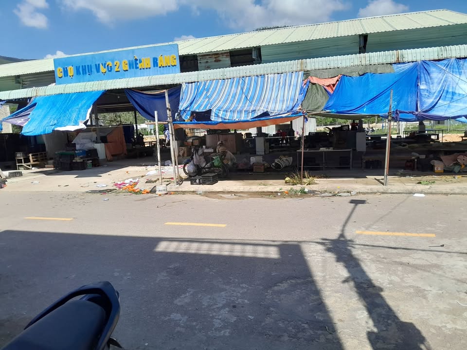 Đất Mặt Tiền Chợ Quy Hòa 80m² - Sổ Hồng Riêng, Giá 2.5 Tỷ