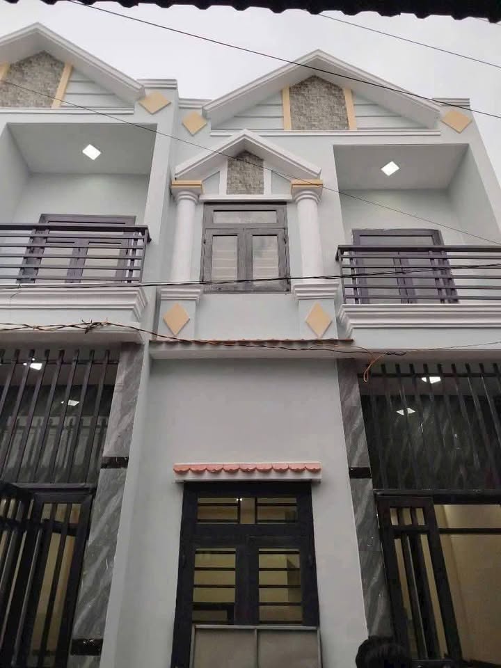 Nhà 1 lầu 1 trệt 40m² - Tân Phước Khánh, Bình Dương - Giá 950 triệu