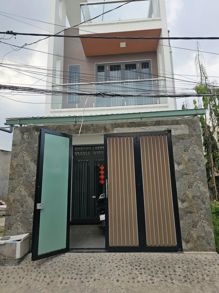 Cho Thuê Nhà 2 Lầu Hẻm 6m, P.Hải, Q.12 - Giá 8 Triệu/tháng