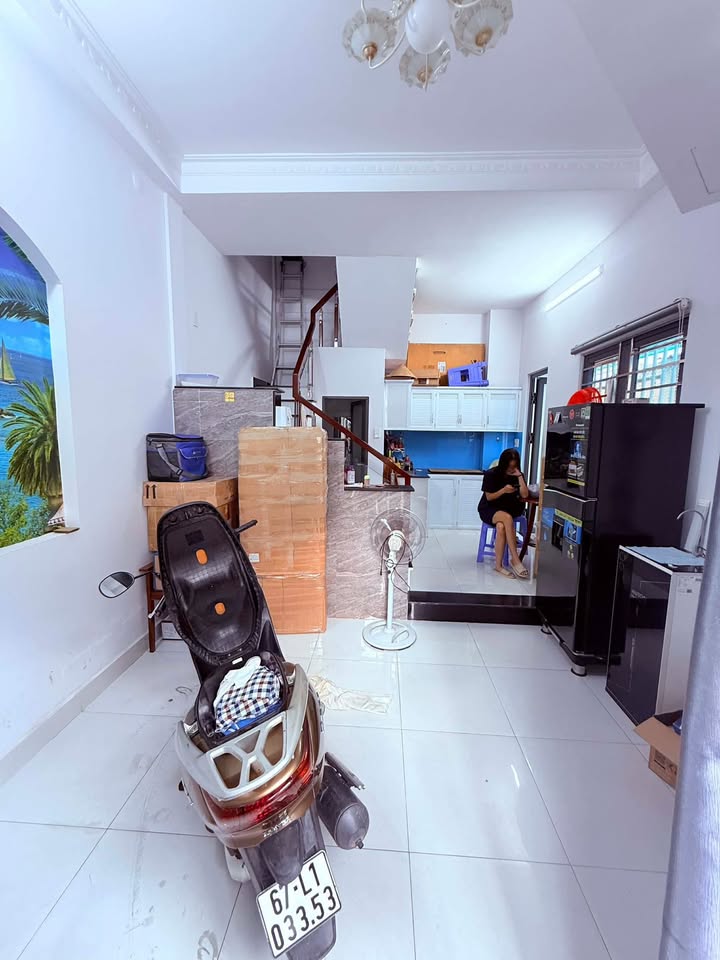 Nhà Hẻm Xe Hơi Nguyễn Thượng Hiền, Tân Bình - 26.6m², 3 Tầng, Giá 5 Tỷ