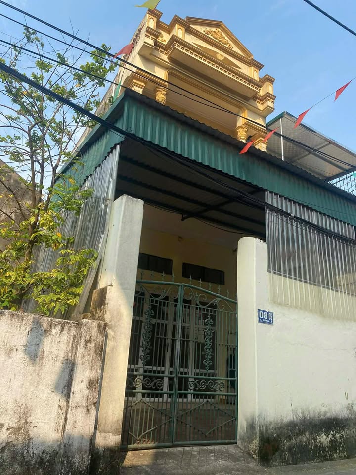 Cho thuê nhà 2 tầng 2PN, đường ô tô Phường Đông Hải, 3 triệu/tháng