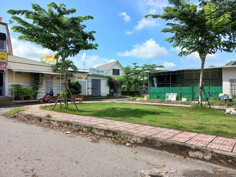 Đất Nền Hưng Phú 1, Cần Thơ - 120m² Sổ Đỏ, Hướng Đông Nam, Giá 3.5 Tỷ