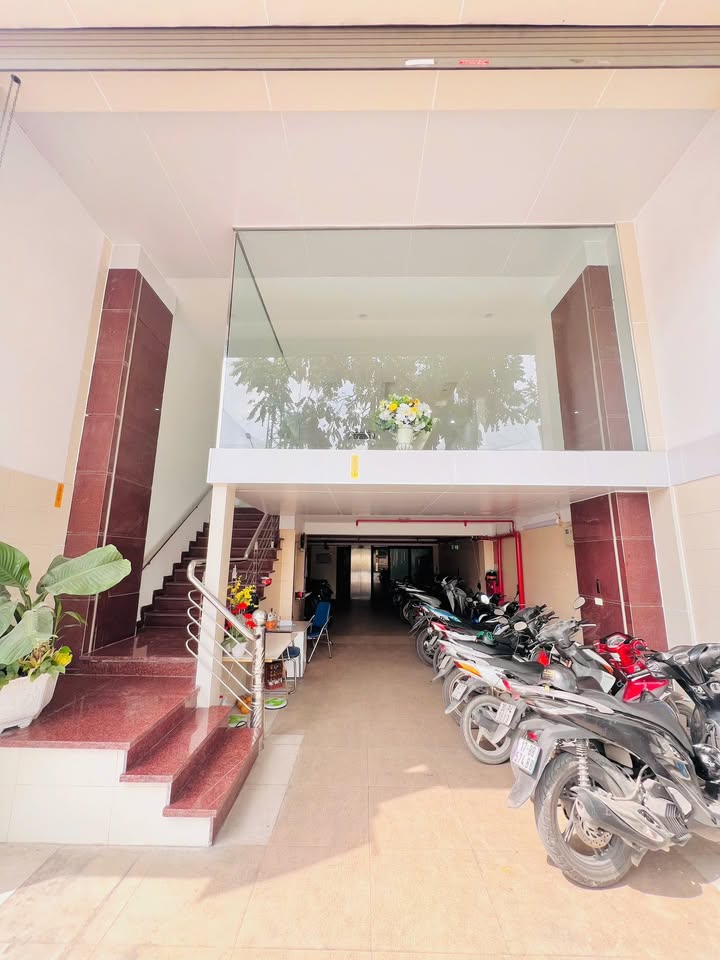 Cho thuê sàn văn phòng 2 tầng mặt tiền Lê Trọng Tấn, Thanh Xuân - 180m²