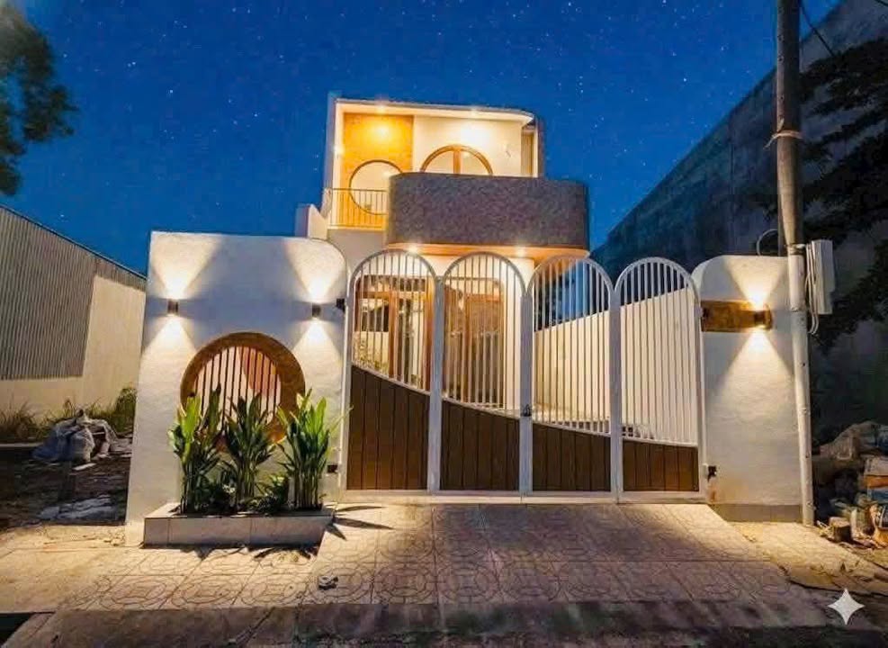 Nhà Phố Phong Cách Nhật 120m² Full Nội Thất - 2.95 Tỷ