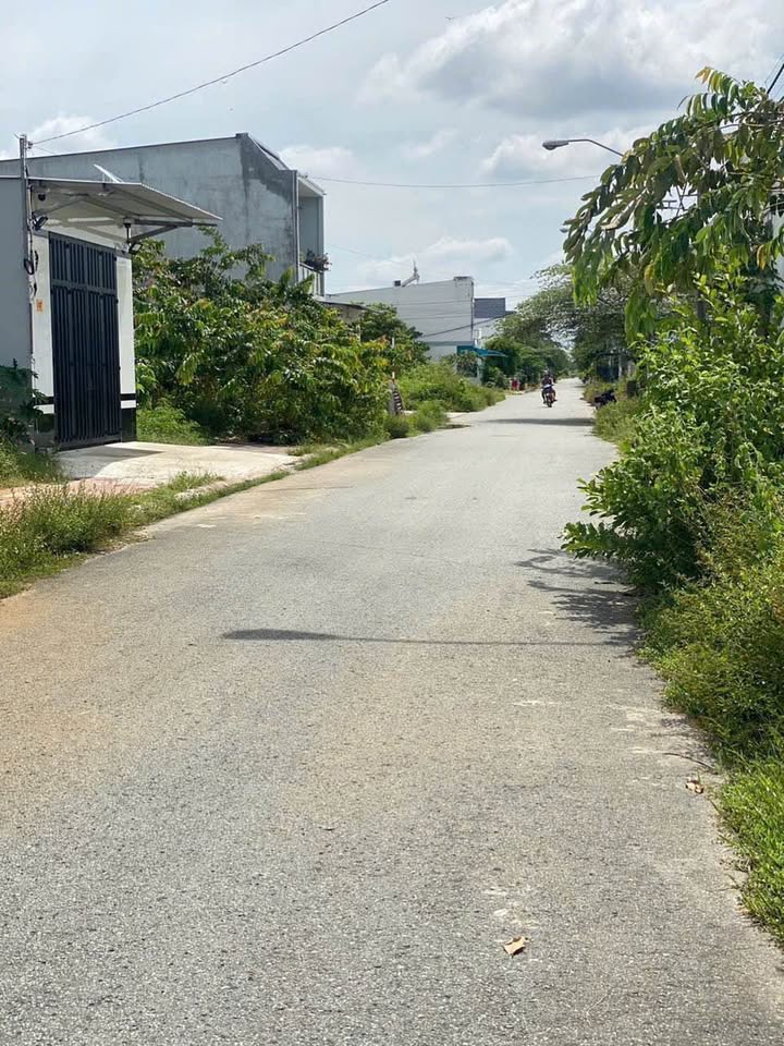 Bán Đất Vĩnh Long 100m² - Mặt Tiền Đường 17A, P. Thanh Đức, Long Hồ