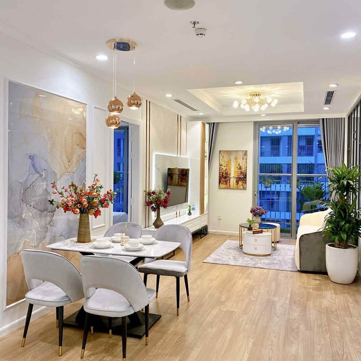 Chung cư P11 Cầu Giấy 119m² 3PN - Sổ hồng, view bể bơi