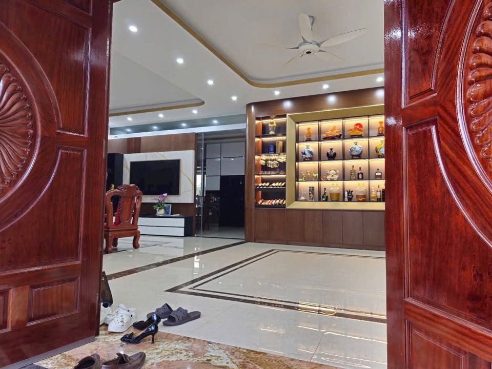 Bán biệt thự VIP 370m² trung tâm Vĩnh Yên - Kinh doanh đỉnh cao