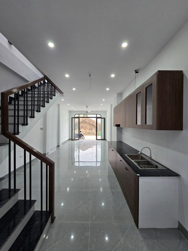 Nhà 3 Tầng Phường Đông Hải - 63m² - 2.1 Tỷ - Ô tô đỗ cửa