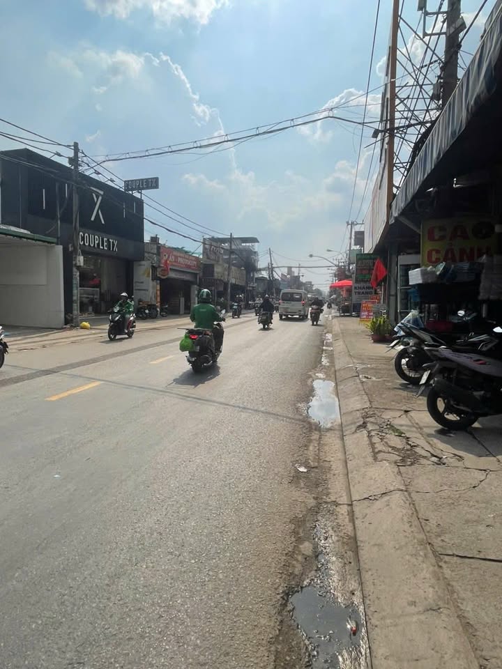 Mặt Tiền Nguyễn Thị Tú, Bình Tân - 120m² Kinh Doanh Sầm Uất