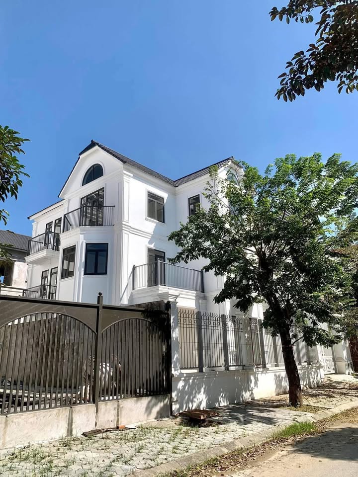 Cho thuê Biệt thự KĐT Văn Phú 200m² có thang máy - 45 Triệu/Tháng