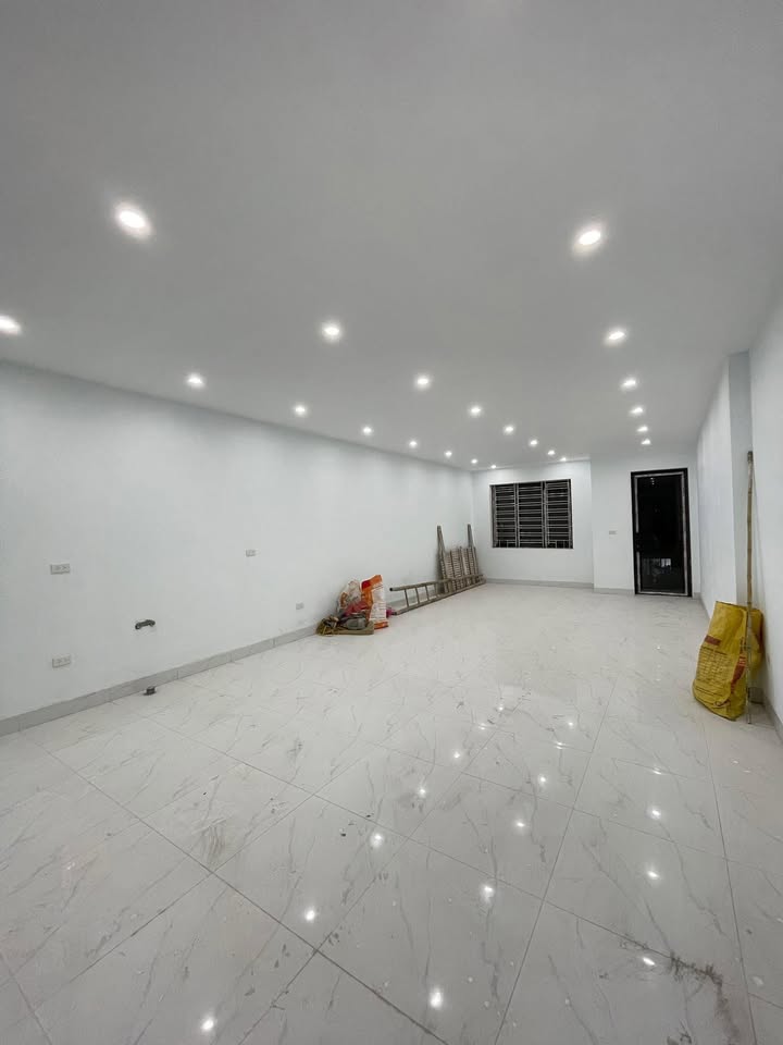Mặt bằng KD Văn Khê, Hà Đông - 80m², 4 Tầng, Thang Máy, Kinh Doanh Sầm Uất - 35 Triệu/Tháng