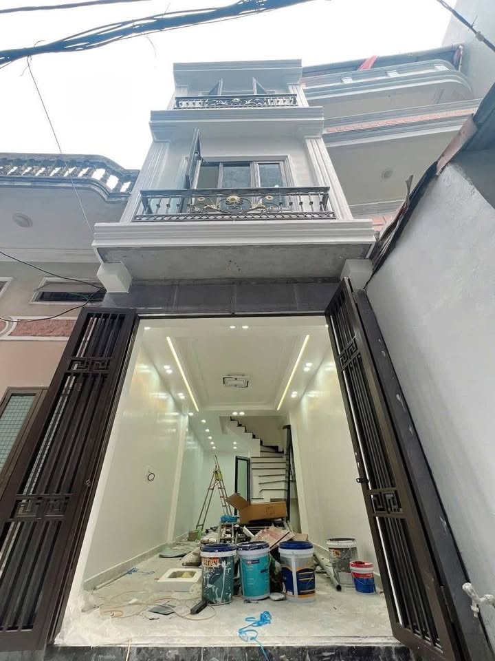 Nhà 3 Tầng 35m² Hồ Sen, Hải Phòng - Sổ Đỏ Chính Chủ Giá 2.79 Tỷ