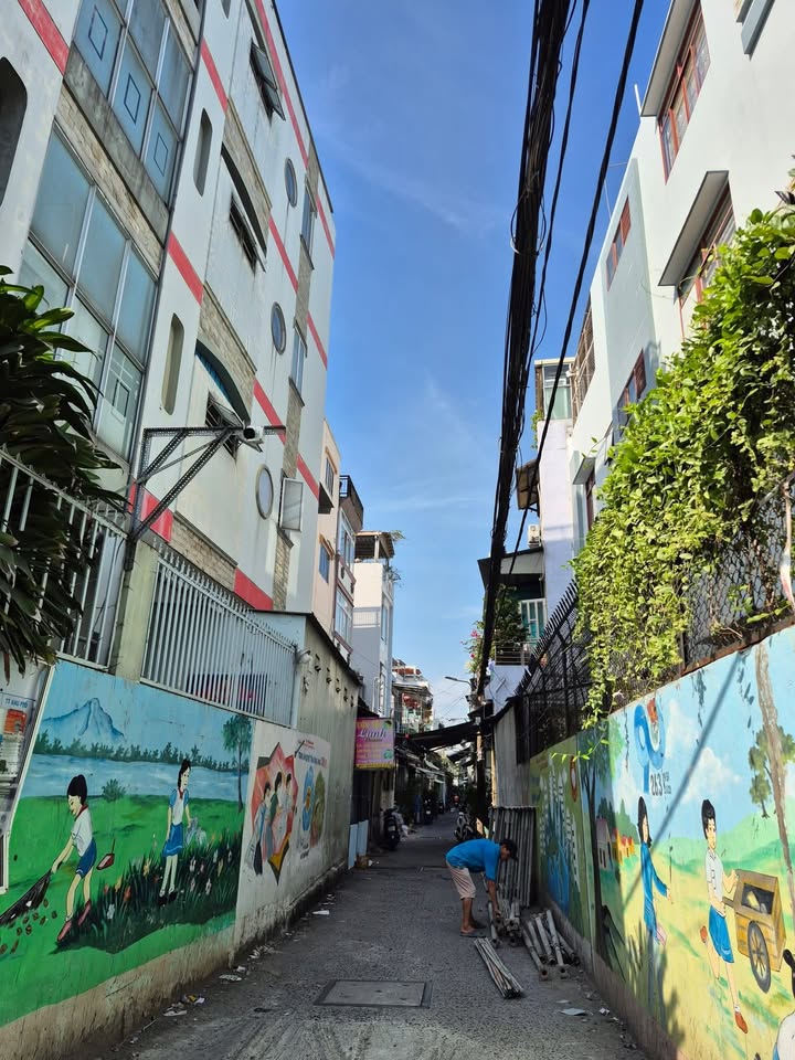 Nhà Hẻm Xe Hơi Bông Sao Q7 - 92m², 4PN, Lô Góc Kinh Doanh Tốt - 6 Tỷ