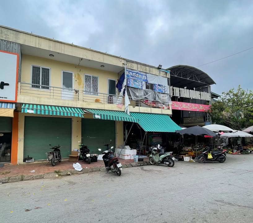 Cho thuê ki-ot 2 mặt tiền chợ Quảng Xương - Kinh doanh đắc lợi