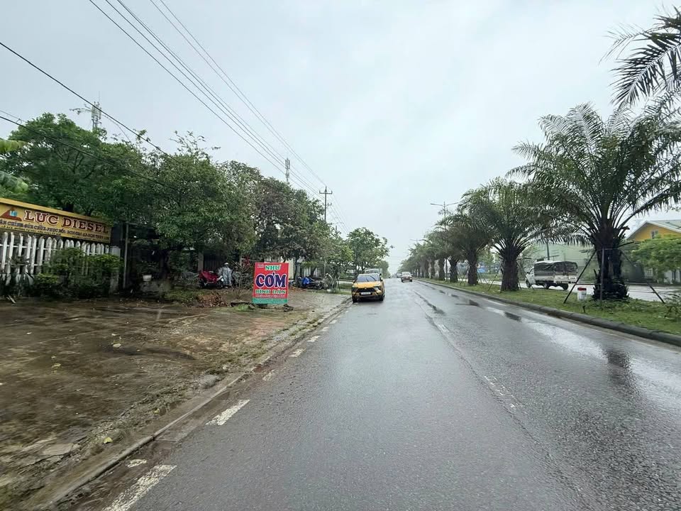 Mặt Tiền Võ Văn Kiệt, Huế - 300m² Kinh Doanh Đắc Địa, Sổ Hồng Chính Chủ