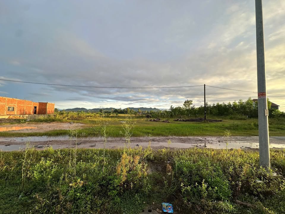 Bán Gấp 8 Lô Đất Mặt Tiền Kinh Doanh Hương Văn, TP Huế - 203.5m² - 1.3 Tỷ