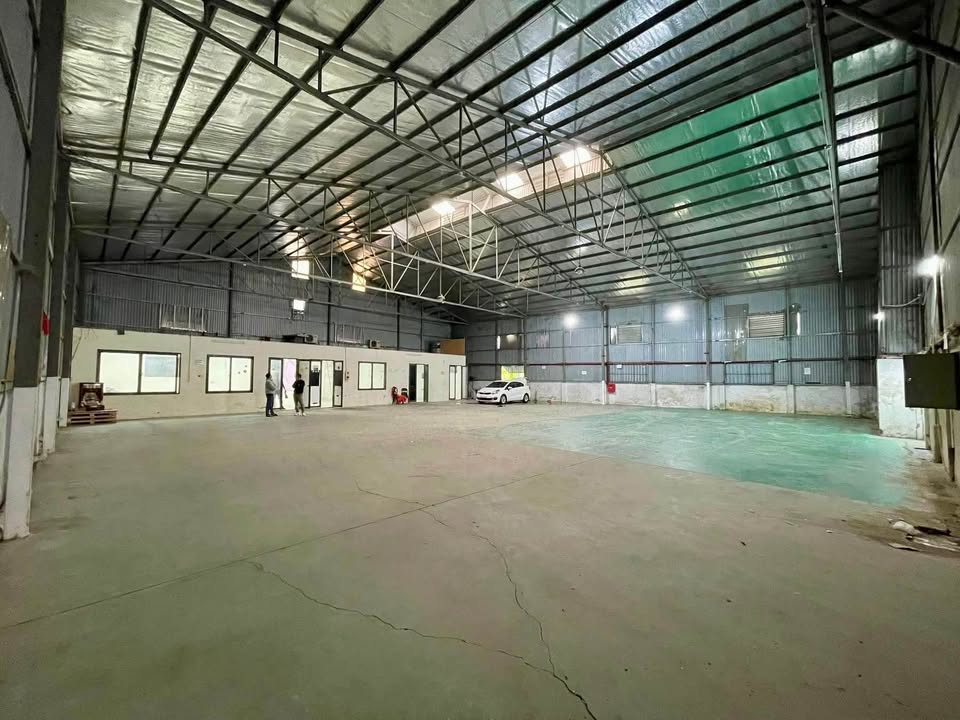 Cho thuê kho xưởng 800m² QL32 Hoài Đức - Xe Cont ra vào, PCCC đầy đủ