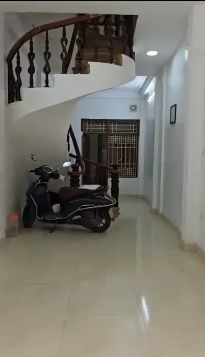 Cho thuê nhà 5 tầng, ô tô tránh, Hà Đông - 18tr/tháng