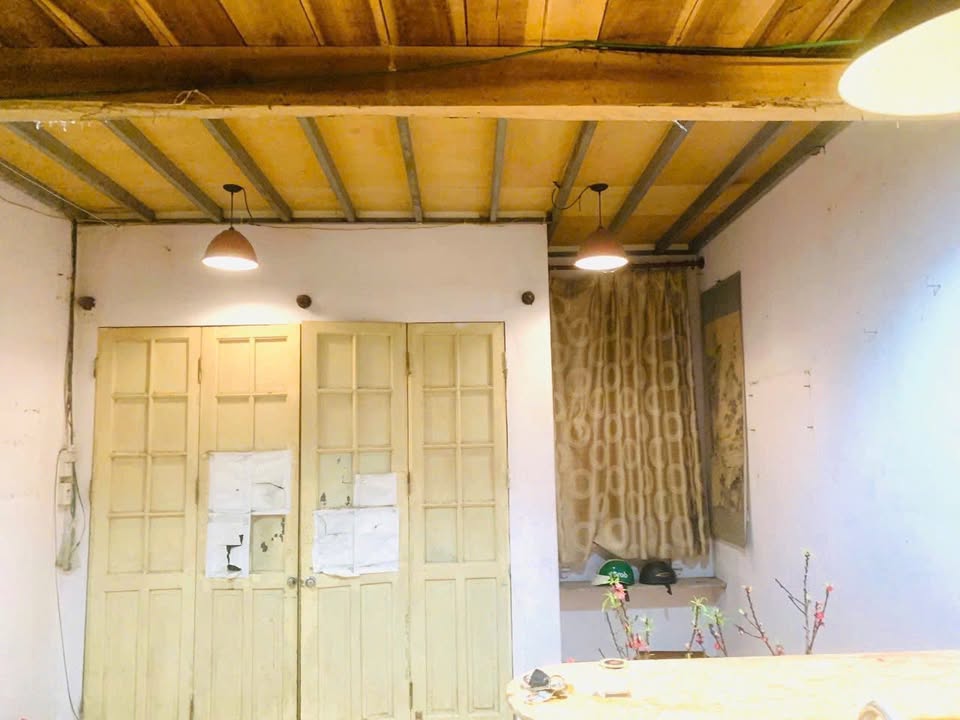 Cho thuê nhà cấp 4 có gác xép tại Tư Đình, Long Biên - 30m² giá 5 triệu