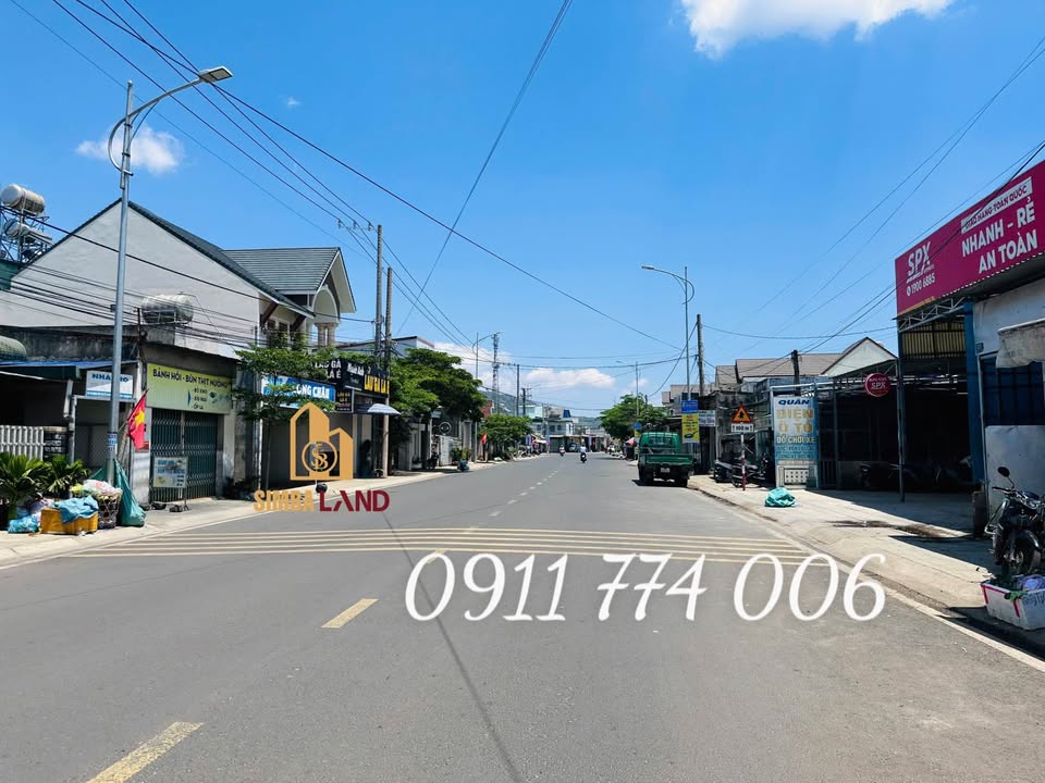 Nhà Mặt Tiền Hoàng Văn Thụ, Đức Trọng - Kinh Doanh Đắc Lợi, 184.68m²