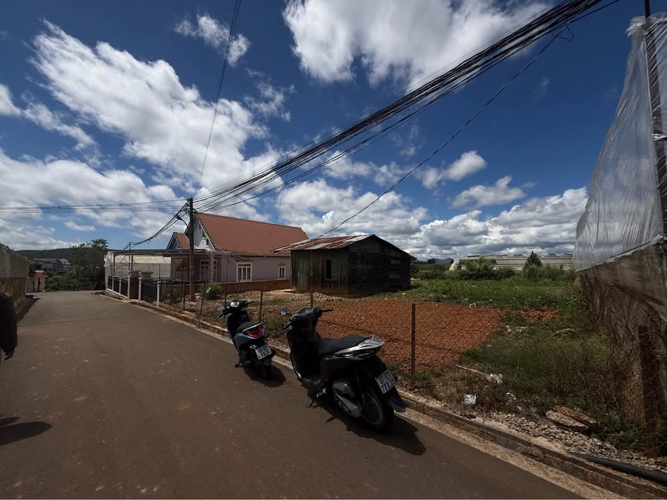 Đất Vườn Đà Lạt 460m² Tặng Nhà Gỗ - Giá 5.8 Tỷ