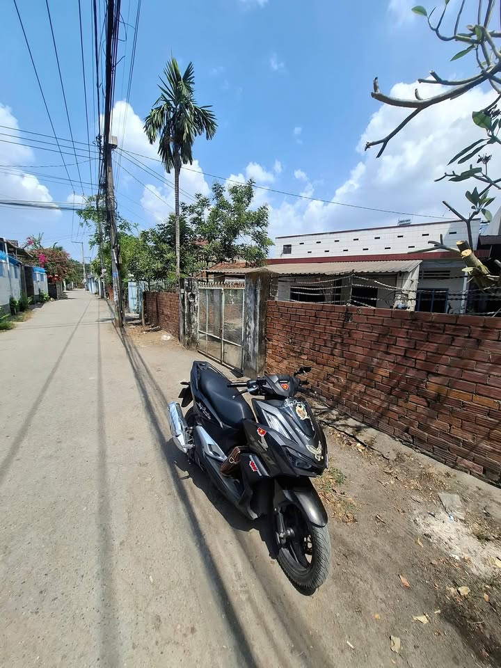 Nhà Sân Vườn 400m² Tân Vạn, Biên Hòa - Sẵn Sàng Ở & Kinh Doanh Nhỏ