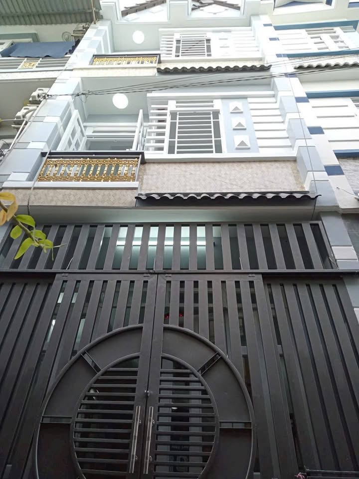 Nhà Đẹp 4PN Sổ Hồng Chung Q12 - 3.8x8m - 2.35 Tỷ