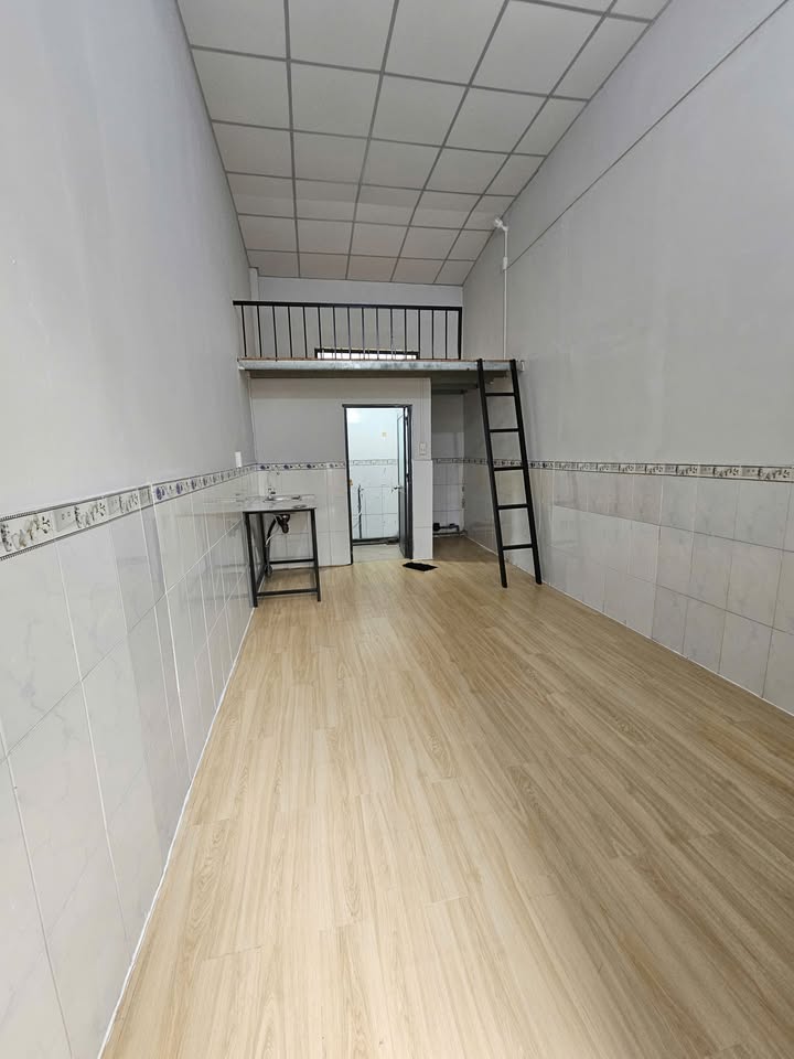 Phòng trọ Tô Ngọc Vân Thủ Đức - Gác cao thoáng, 3.5tr/tháng