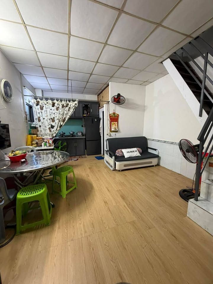 Nhà 20m² Sổ Riêng, Giá 1.8 Tỷ (TL) Kênh 19/5 Tân Phú - Dọn Vào Ở Ngay!