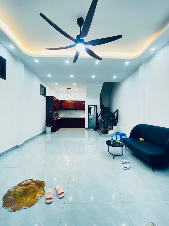 Nhà Phố Minh Khai 45m² x 5 Tầng, Lô Góc 3 Thoáng, Kinh Doanh Đỉnh Cao