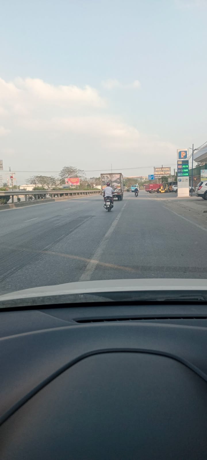 Nhà Mặt Tiền Quốc Lộ 5 - Kinh Doanh Đỉnh Cao 104m² - 11.3 Tỷ